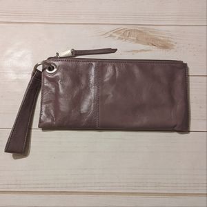 HOBO Vida Wristlet/Clutch